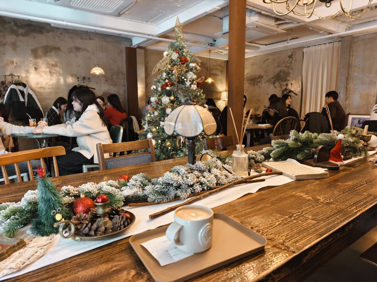 Cafe Armoire Photos 2